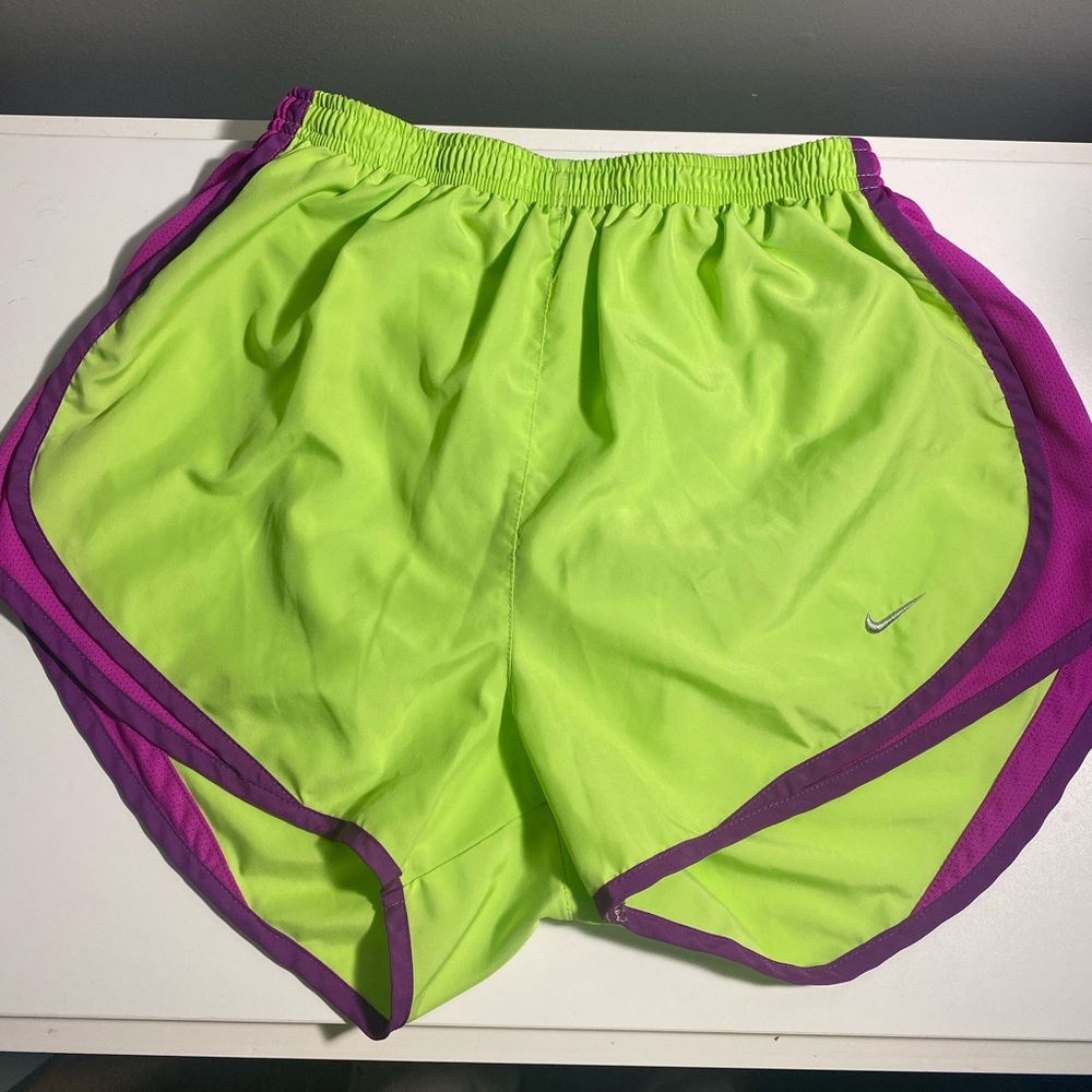 ~Women Nike Athletic Shorts Size:M